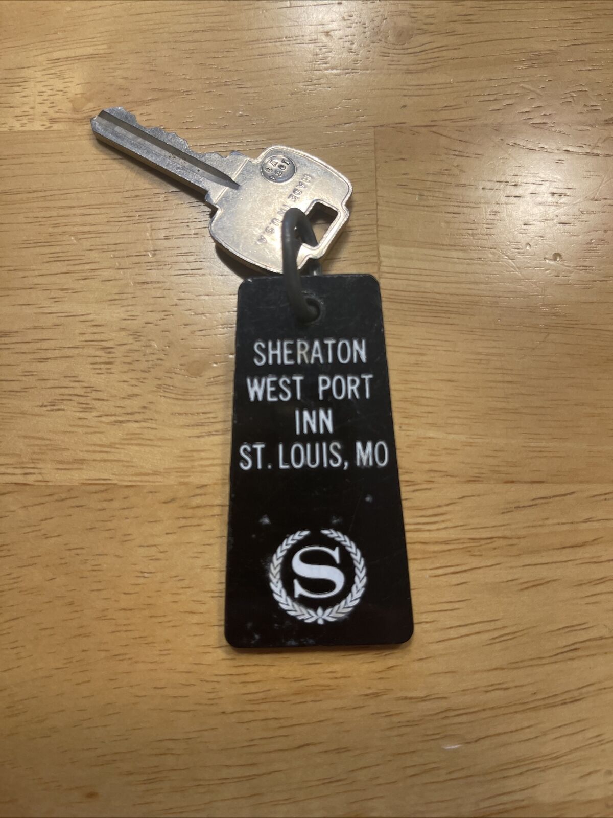 Sheraton West Port Inn St Louis MO Hotel Key & Fob Black Acrylic Missouri Rm 146