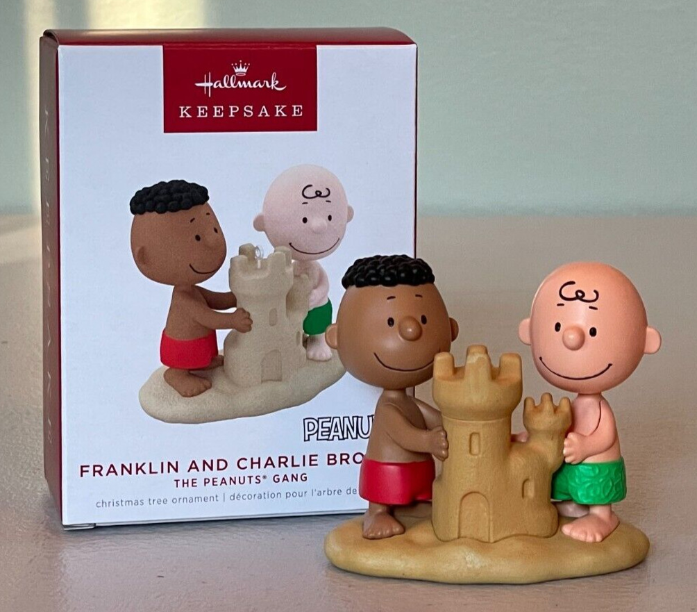 Hallmark 2022 FRANKLIN AND CHARLIE BROWN Peanuts Gang Ornament ~ NMIB