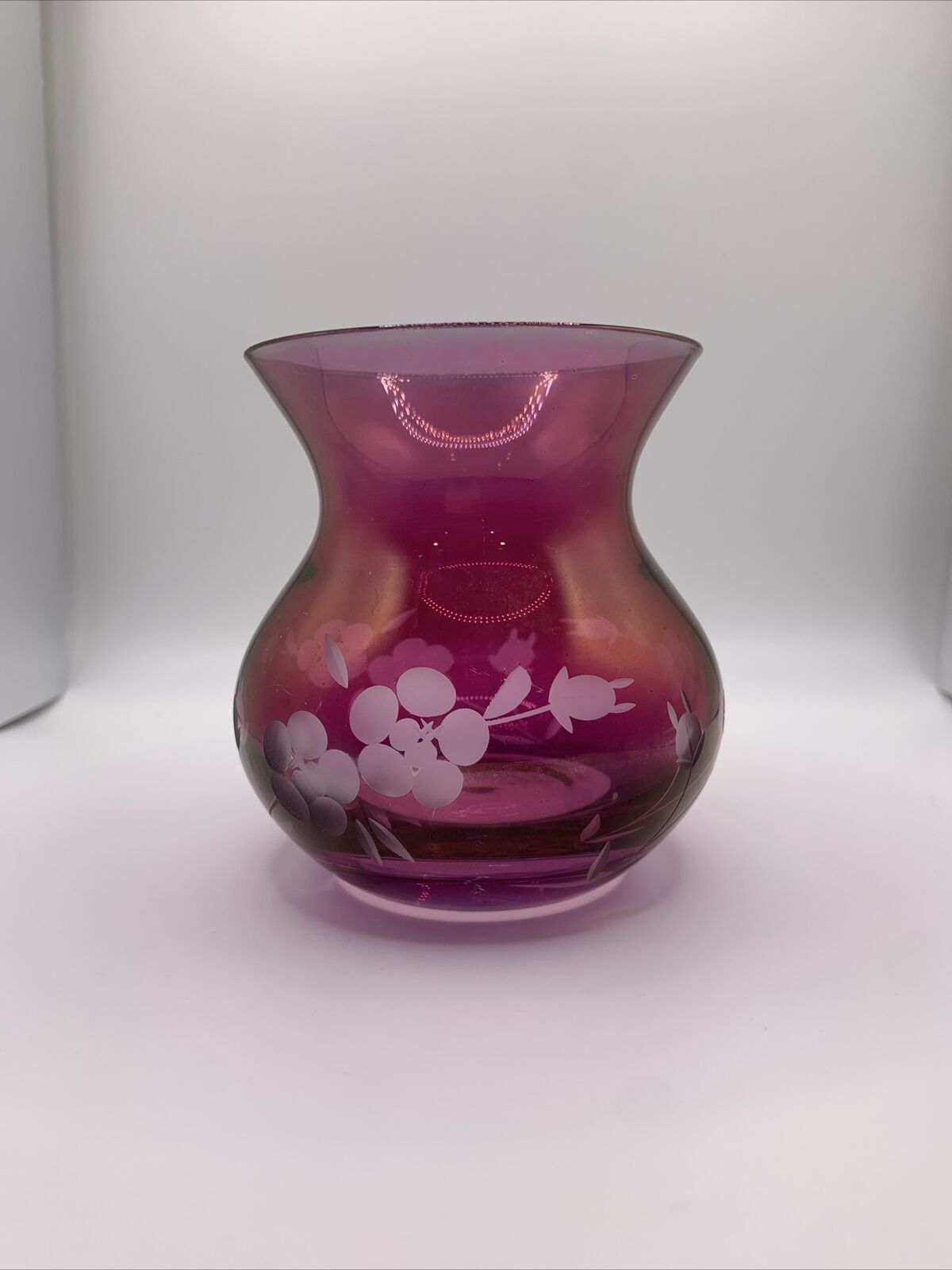 VINTAGE CRANBERRY/ PINK ETCHED GLASS BUD VASE APPROX 3 1/2” TALL ~Scratches