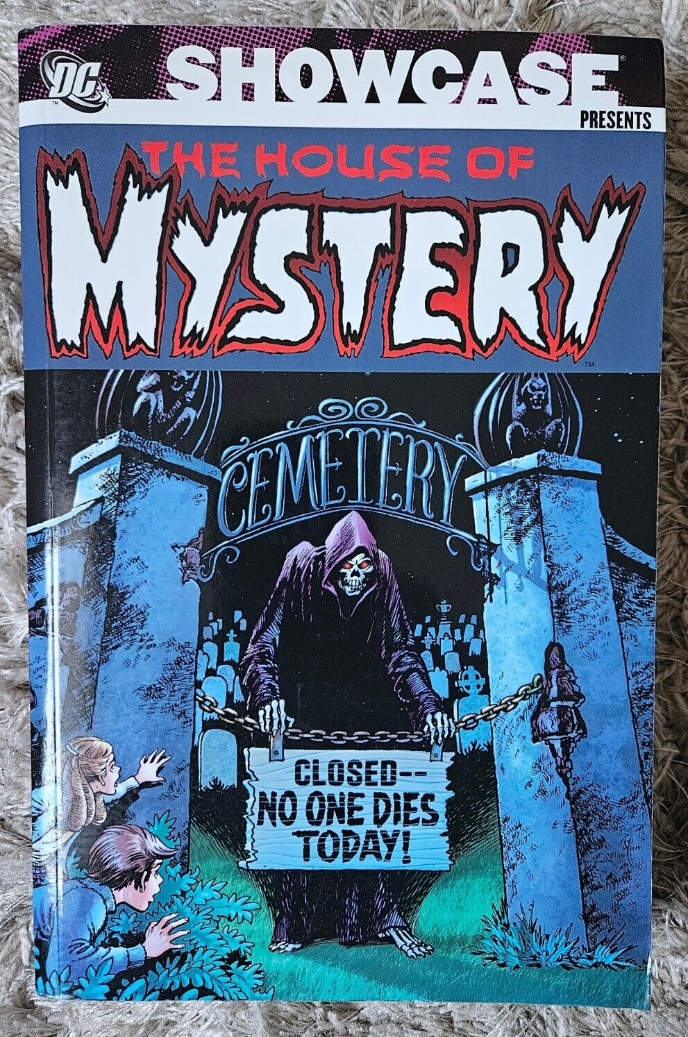 DC Showcase Presents House of Mystery Vol. 2 TPB B&W - read once, 