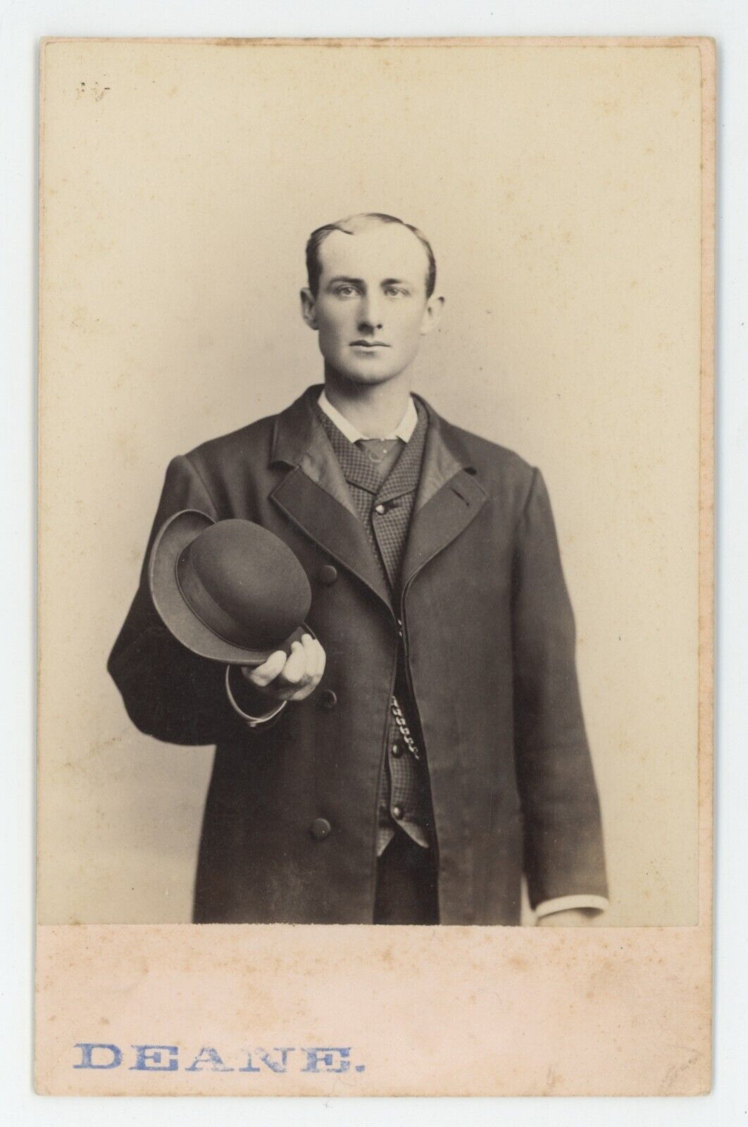 Antique Circa 1880s Cabinet Card Handsome Man Holding Hat Pittman Springfield IL
