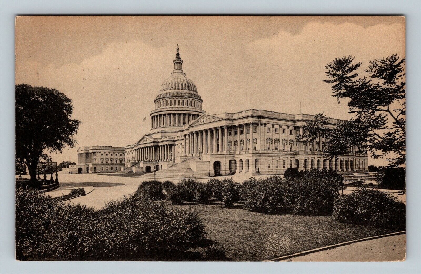United States Capitol, Washington DC c1946 Vintage Postcard