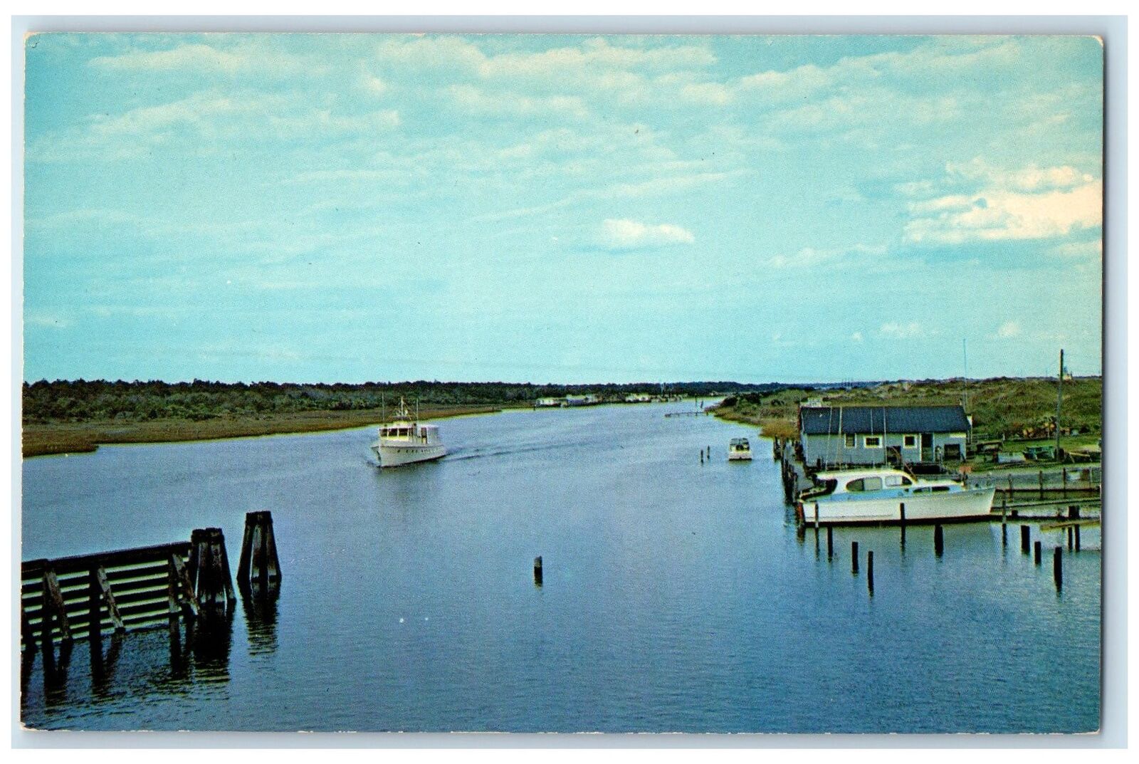 c1960\'s The Inland Waterway At Holden Beach North Carolina NC Unposted Postcard