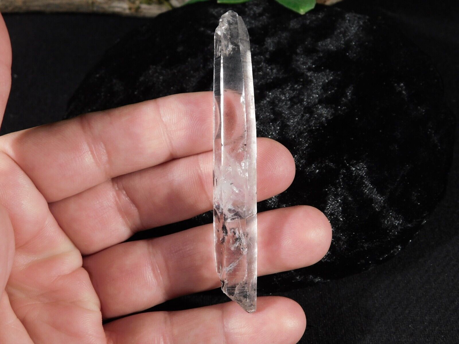 Black Phantom TIBETAN Quartz Crystal 100% Natural From Tibet 17.7gr