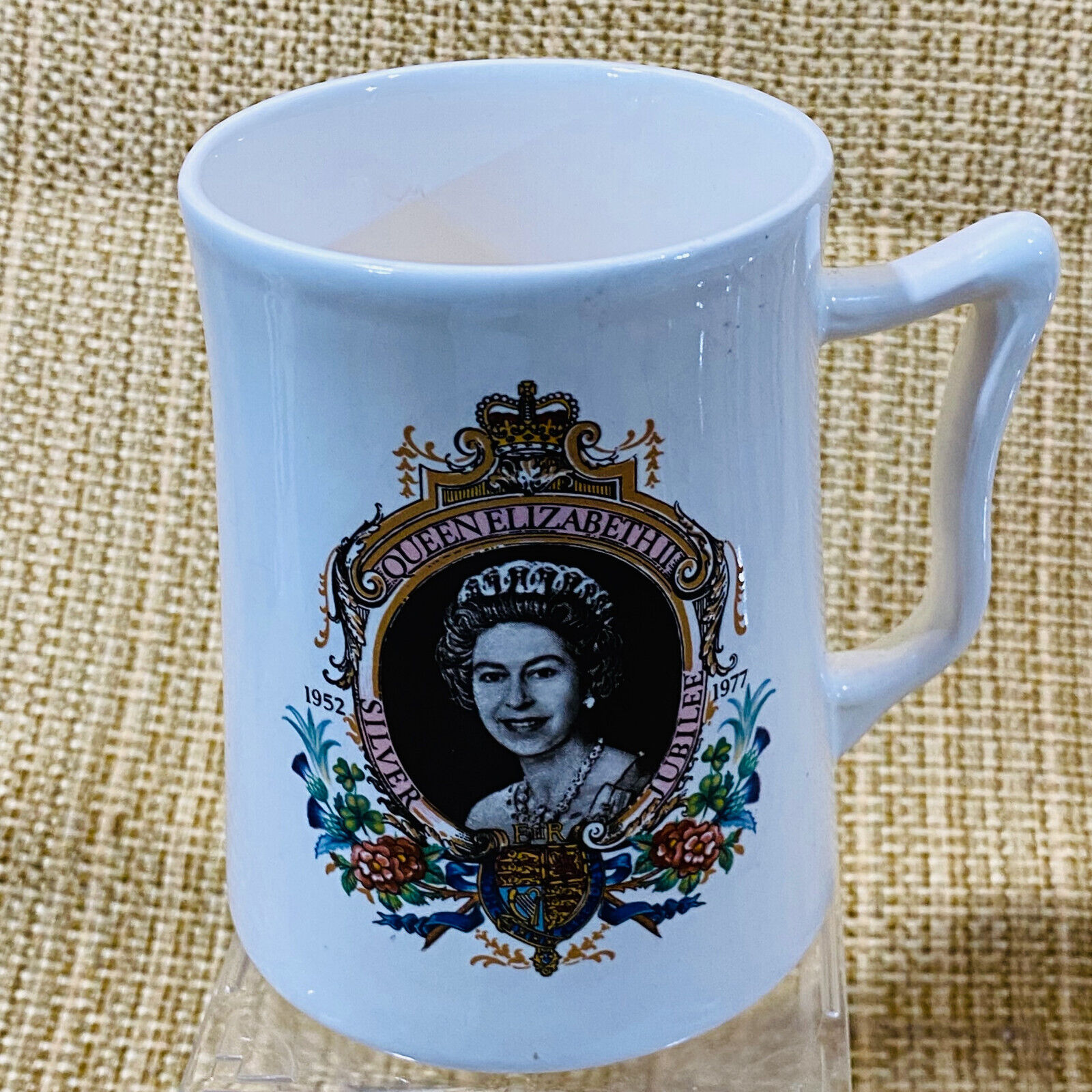 Queen Elizabeth II Silver Jubilee 1952-1977 Cup Withernsea Pottery England