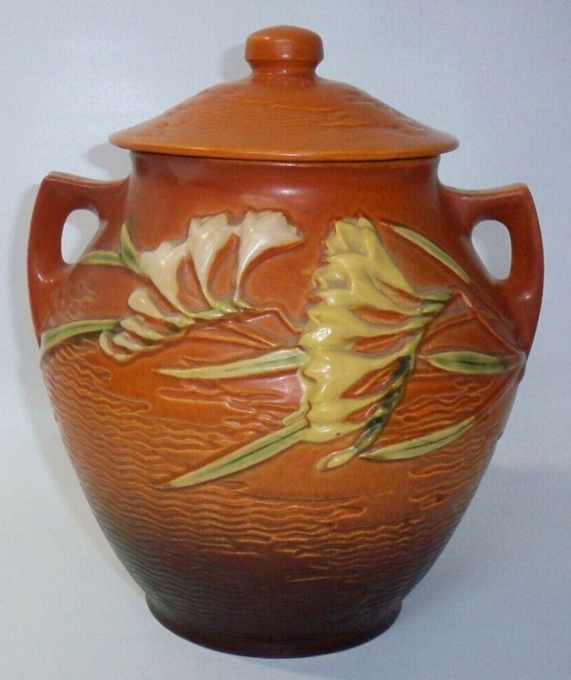 Roseville Art Pottery 1945 Freesia Tangerine / Brown Ceramic Cookie Jar 4-8