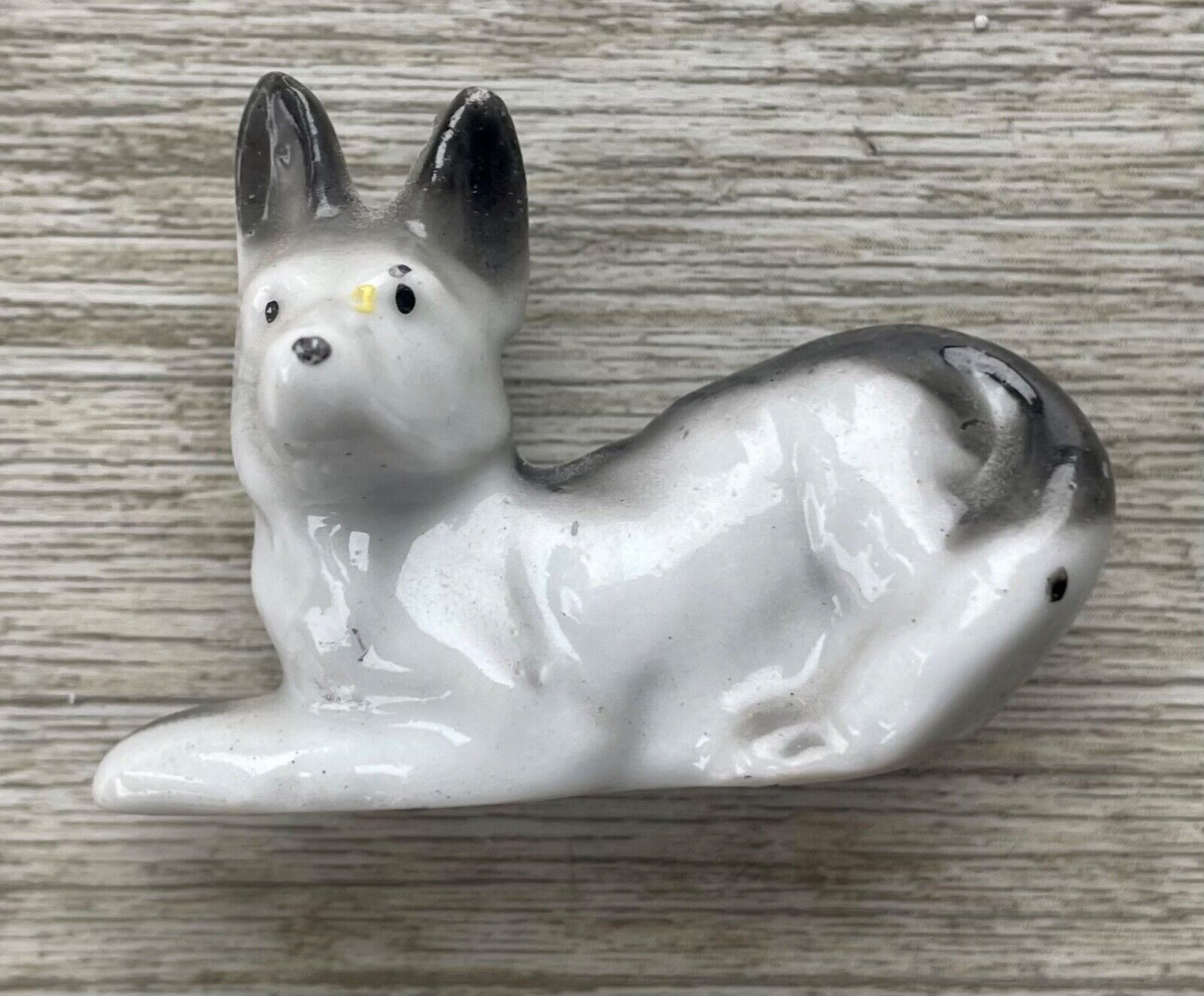 German Shepherd /Husky Dog Porcelain Figurine Vintage  1.75\