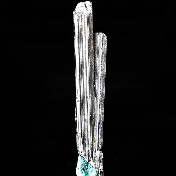 223Ct Top Class Bright Stibnite Crystal Cluster Mineral Samples / Hunan, China