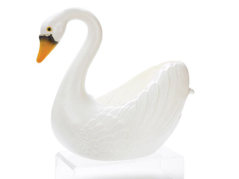 Union Products 51680 White Plastic Swan Planter 17 L x 16 H x 8.5 W in.