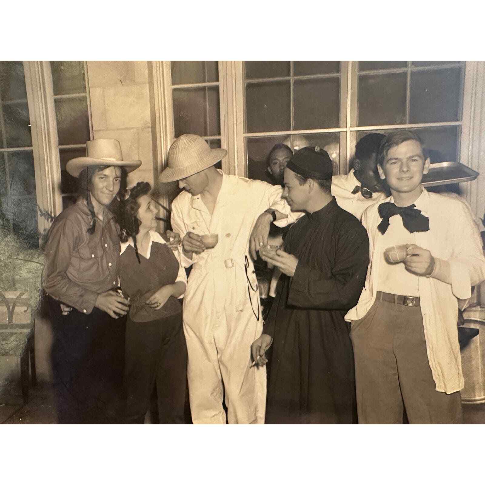 VINTAGE PHOTO Halloween costume party 1940 Texas wealthy African American server