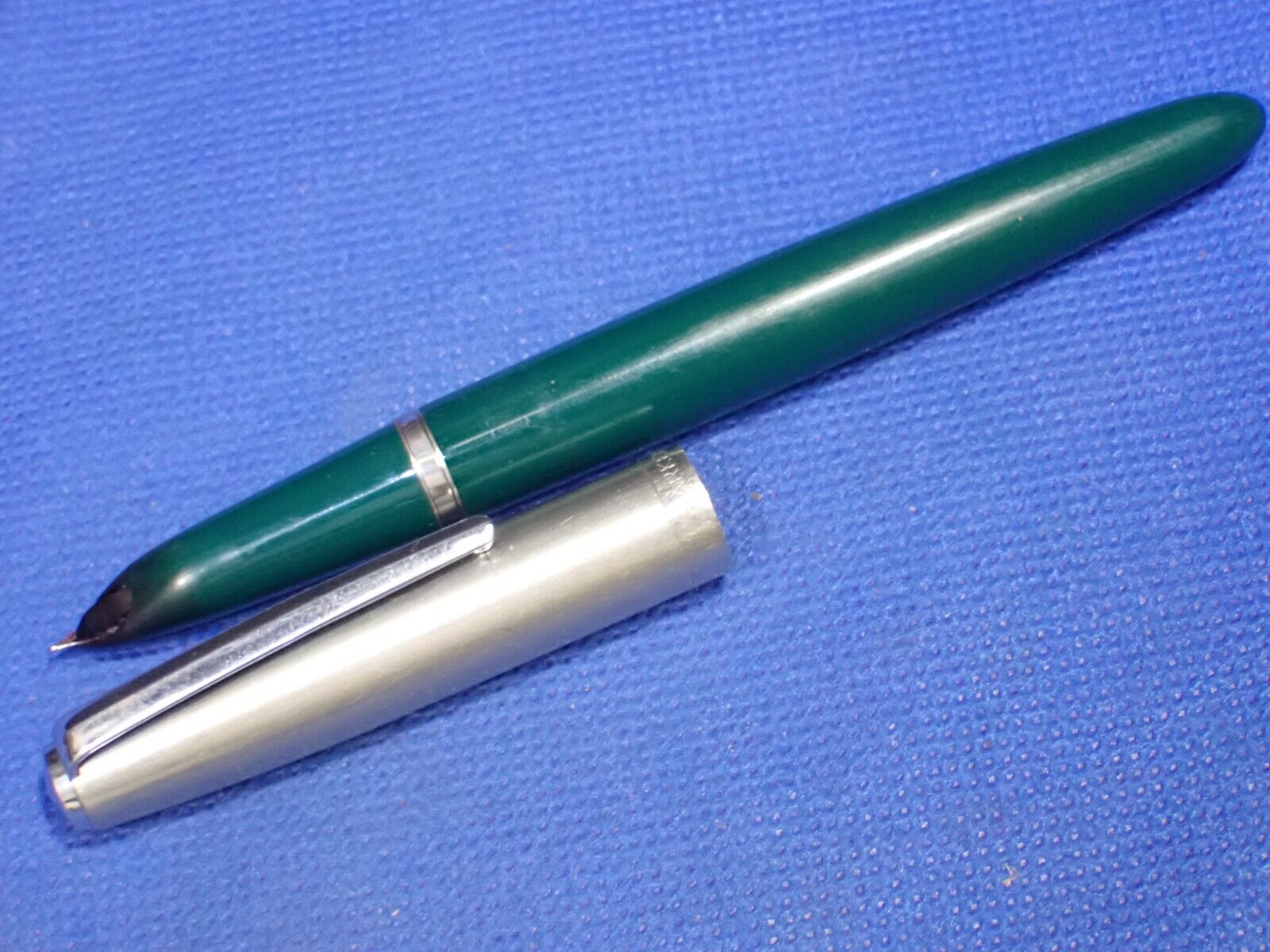 Vintage Parker Aerometric Fountain Pen Forest Green with Chrome Cap Untested