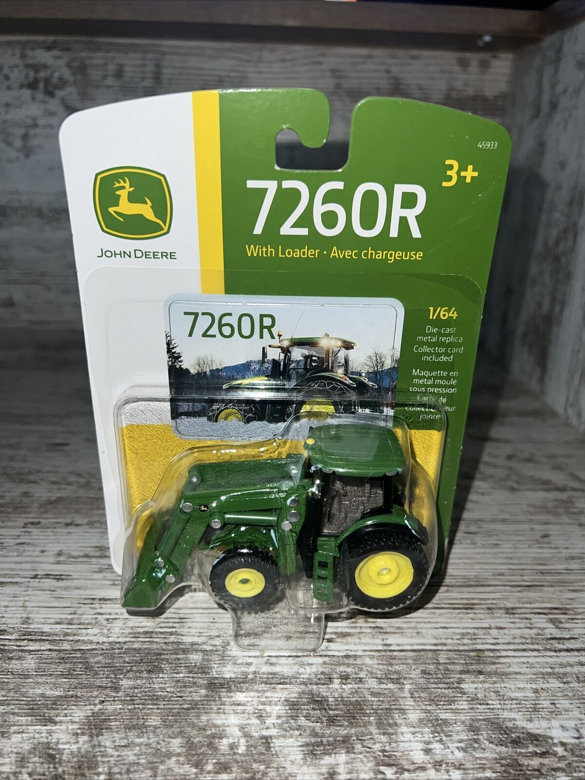 1/64th Scale John Deere 7260R Tractor With Loader  Die-Cast 4wd Ertl