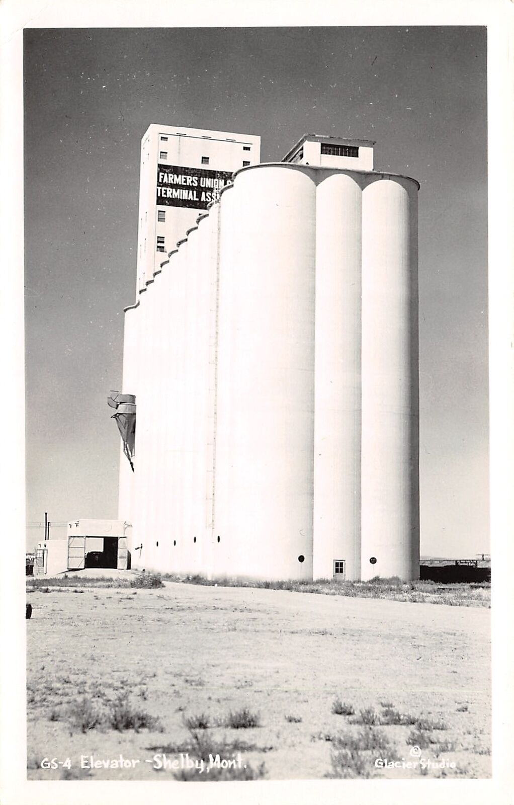 Shelby Montana~Farmers Union Terminal Assn Grain Elevator~Close Up~1950 RPPC