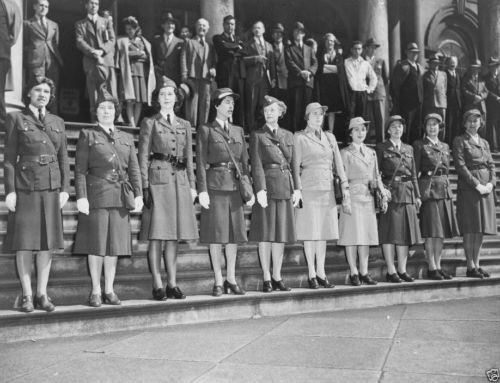 New WW2 World War II 8x10 Photo: US American Women's Voluntary Services AWVS