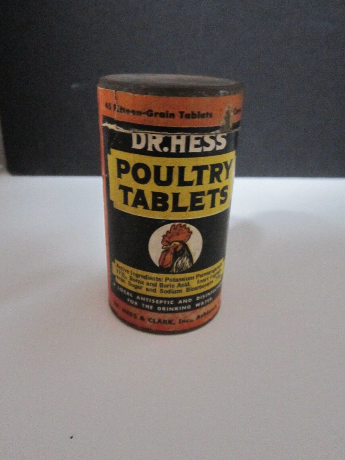Vintage 1920s NOS DR. HESS Poultry Grain Tablets Advertising Tin Rooster Graphic