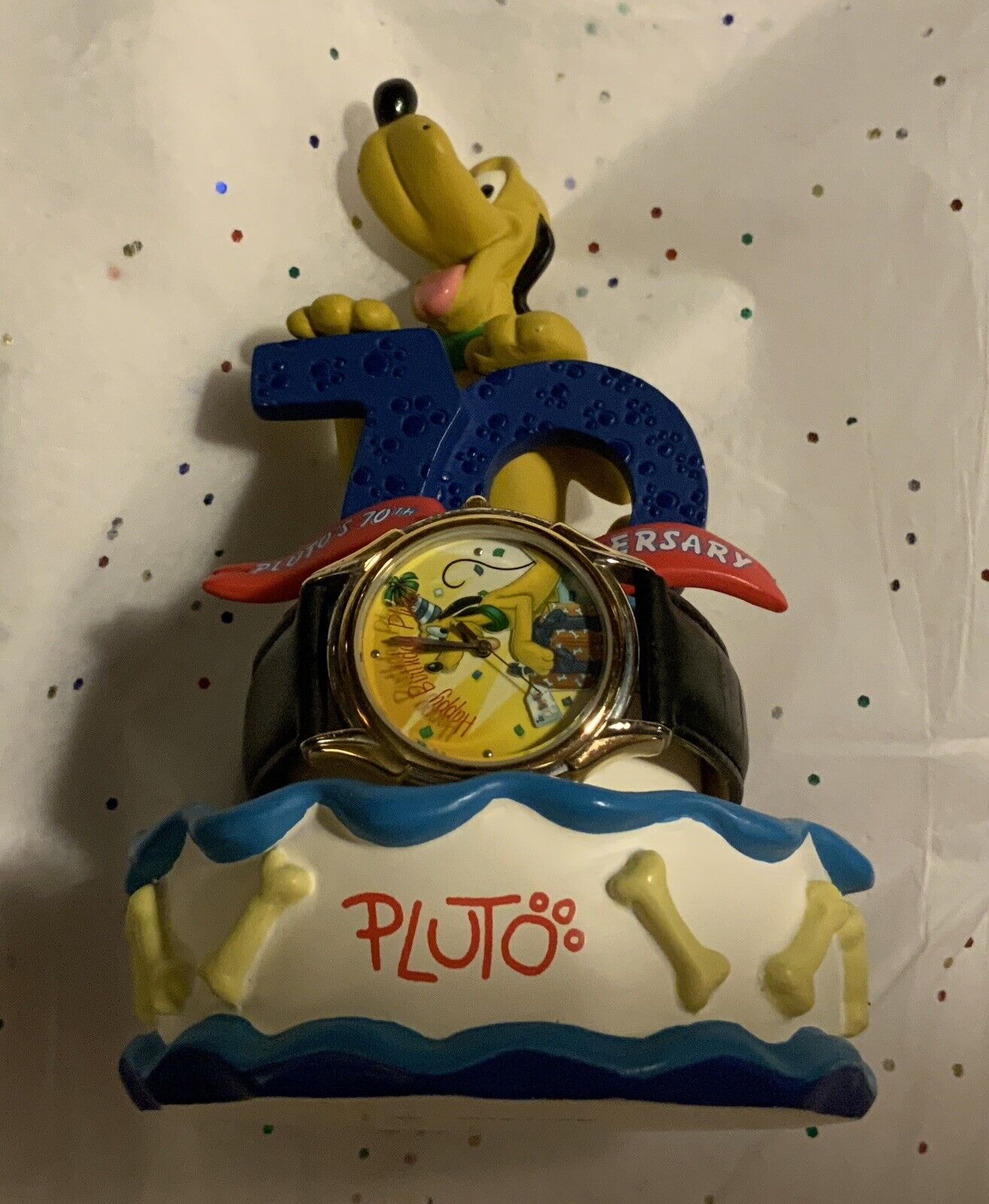 Vintage Disney Pluto 70th Anniversary Watch On Figurine Ltd Edition 2000