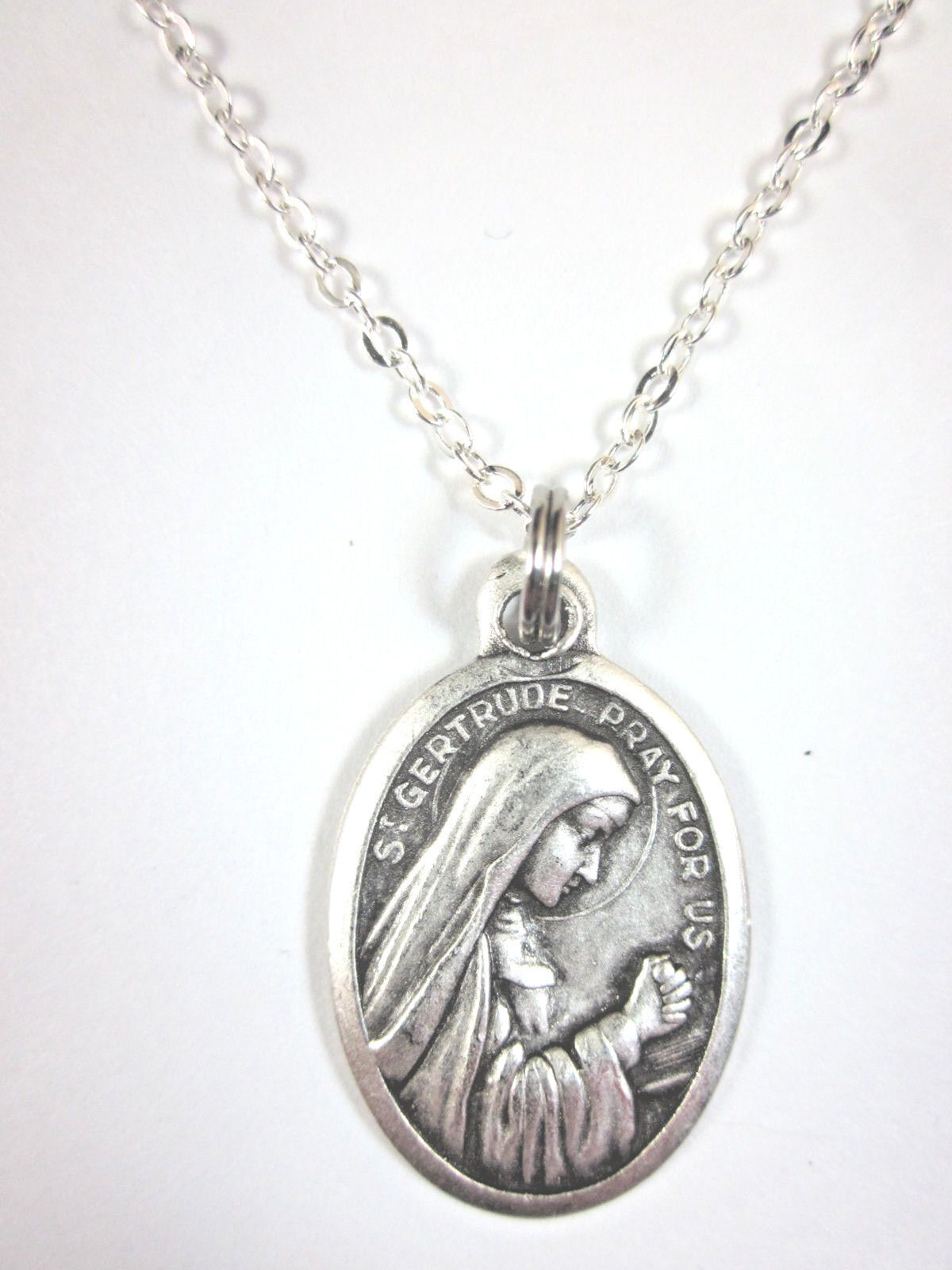  Ladies St Gertrude the Great Medal Pendant Necklace 20\