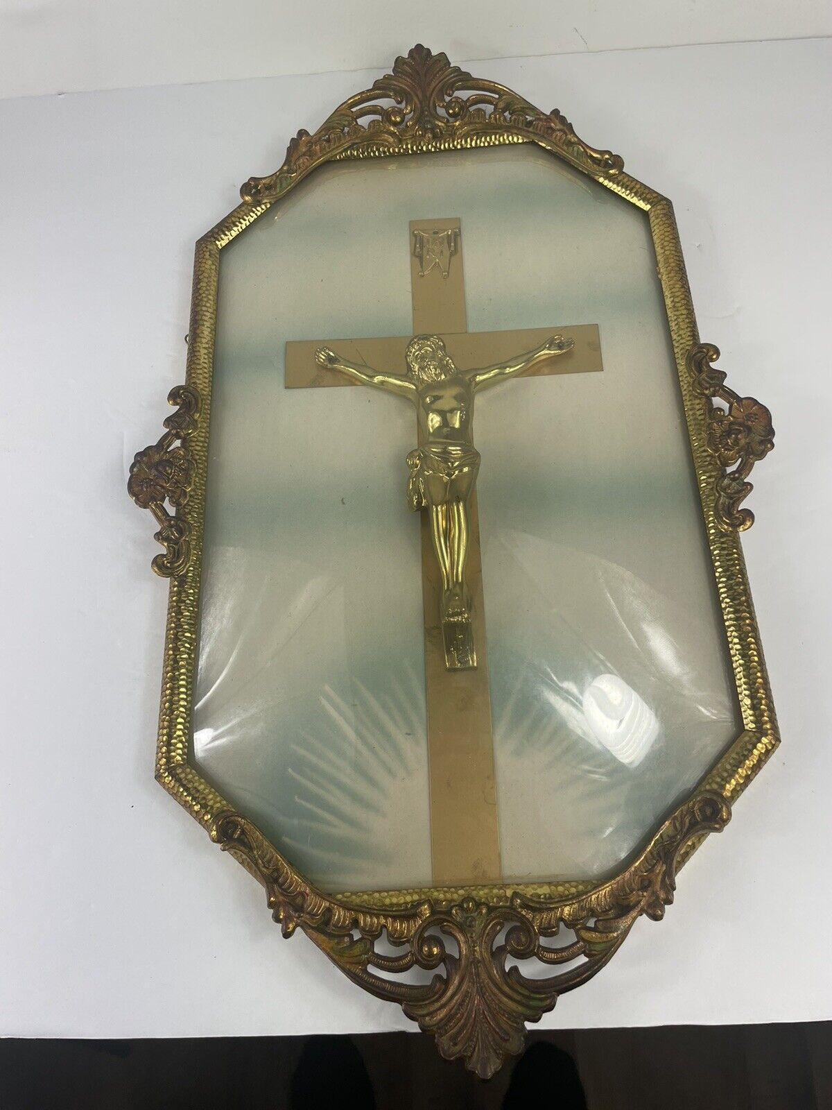 Antique Framed Crucifix Oval/Bubble Glass,