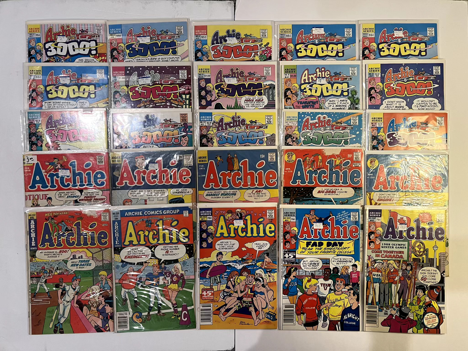 Archie Comics Silver, Bronze age Lot (50) #146-387* NM-VG 1964 + Archie 3000 Lot