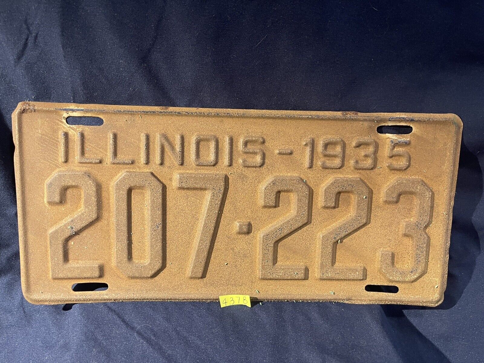 1935 State of Illinois License Plate- Great Condition 88yrs old -Ships Free2US