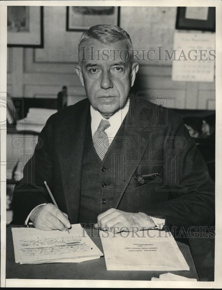 1934 Press Photo Major General John Henry Russell, USMC at his desk