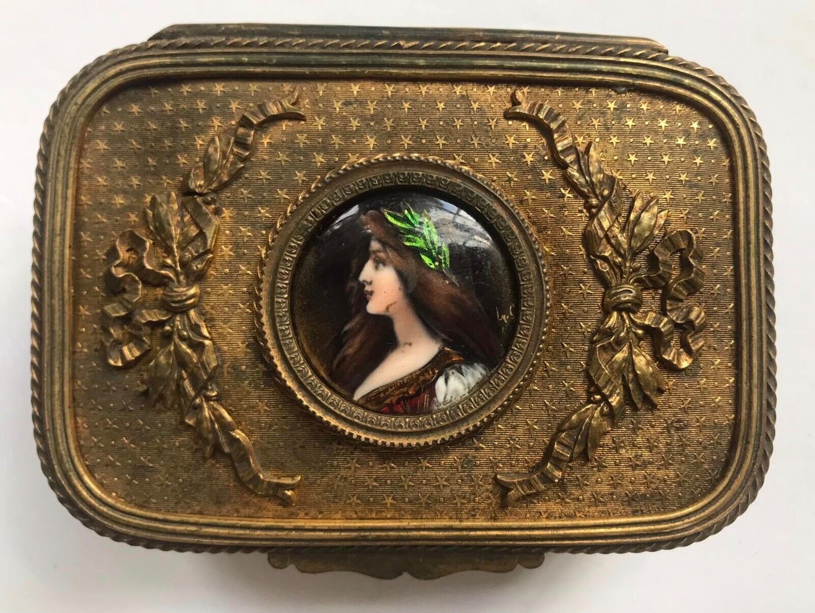 ANTIQUE FRENCH 19TH BRONZE JEWELRY BOX WITH MINIATURE PORTRAIT PAINTED SIGNED