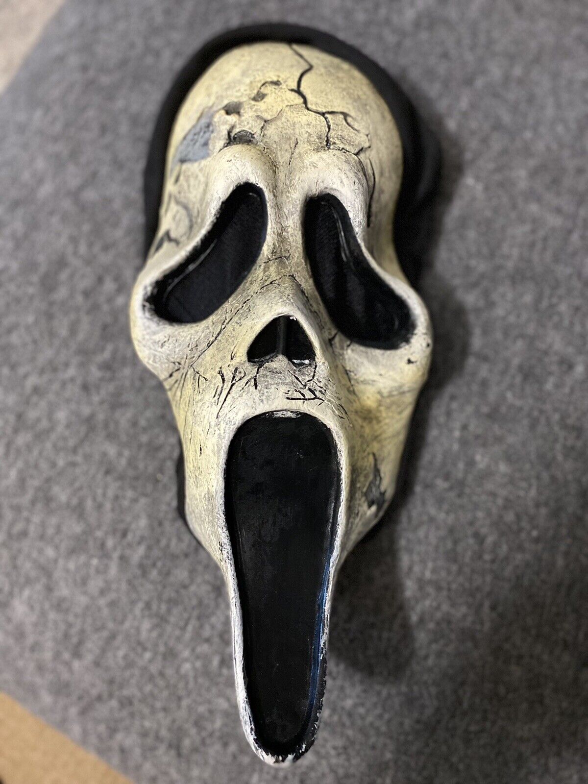 Scream 6 Aged Mask EXCELLENT COPY