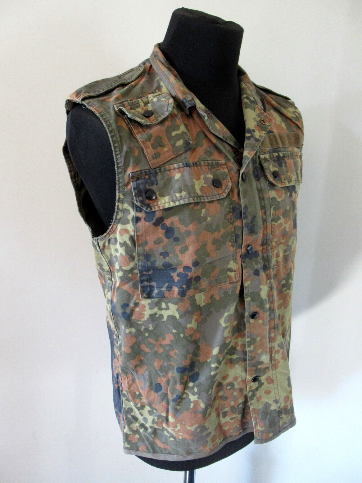 Vintage German army camo vest sleeveless shirt fieldshirt military GAO gilet