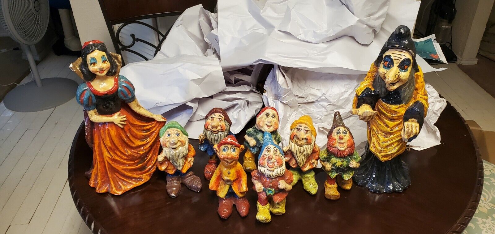 Disney Snow White & the 7 Dwarfs figs antique