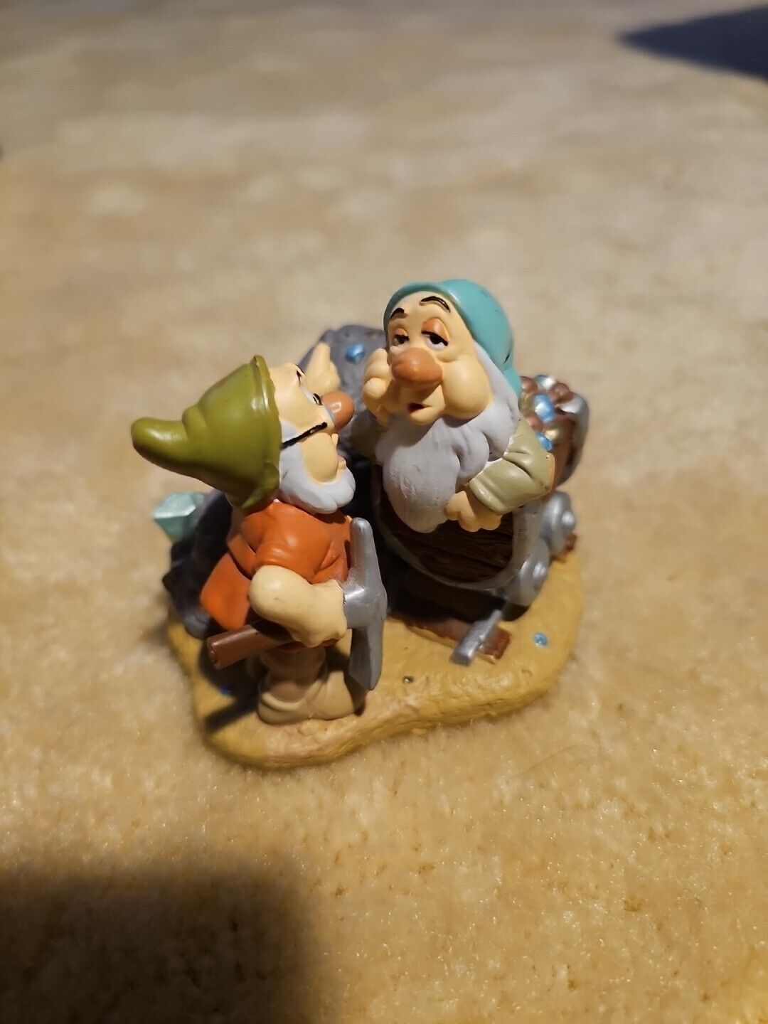 Disney Lil’ Classics Seven Dwarfs Sleepy & Doc Working PVC Figurine