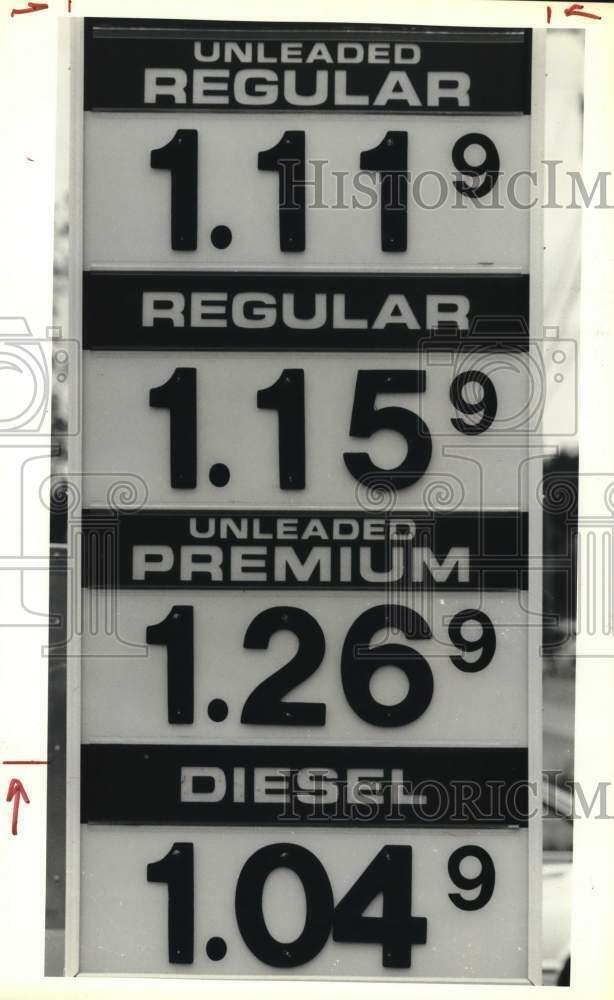 1989 Press Photo Gasoline Prices From Another Station in Syracuse, New York