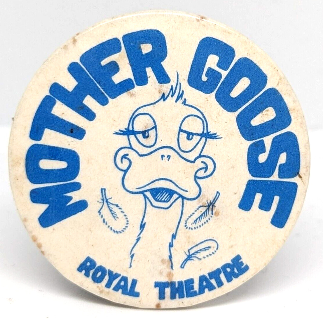 Vintage OG MOTHER GOOSE Royal Theatre Pantomime Panto Badge Pin P1170