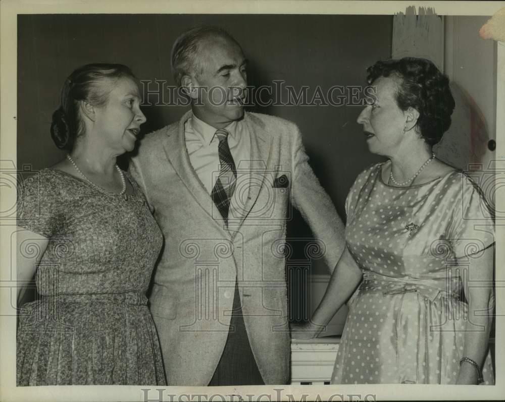1964 Press Photo Jean Dalrymple, William McCleery & Agnes DeMille in New York