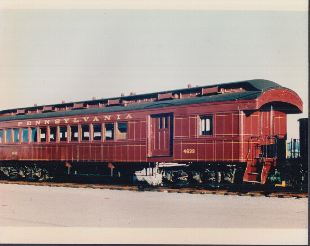 Pennsylvania Railroad color photo: Pullman #4639