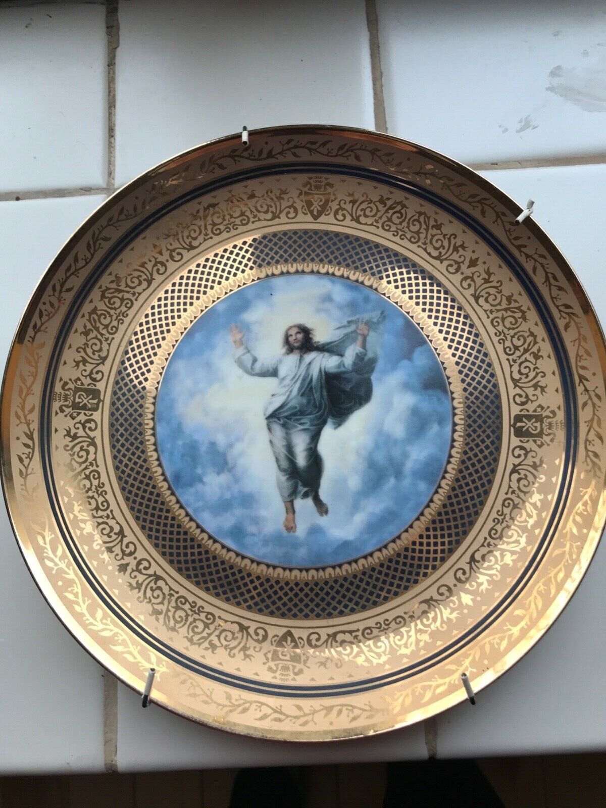 plate Raphael's transfiguration presented by Vatican Museum