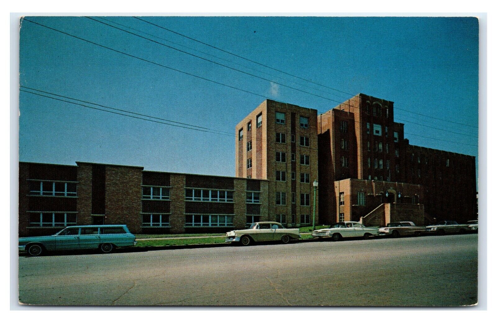 Postcard The A.T. and S.F. Hospital, Topeka KS Kansas D129