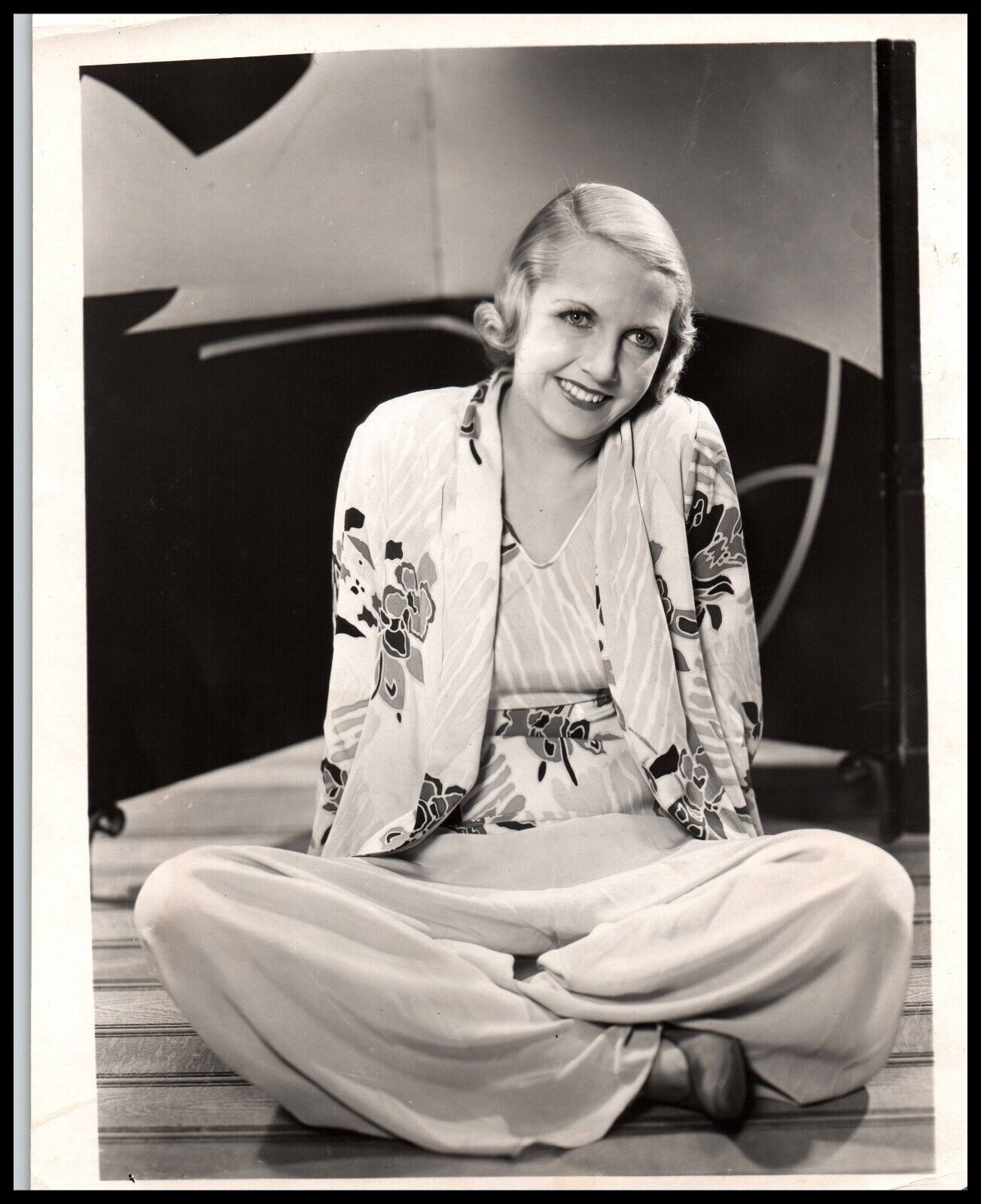 Hollywood Beauty BETTE GILLETTE 1932 STYLISH POSE STUNNING PORTRAIT Photo 703