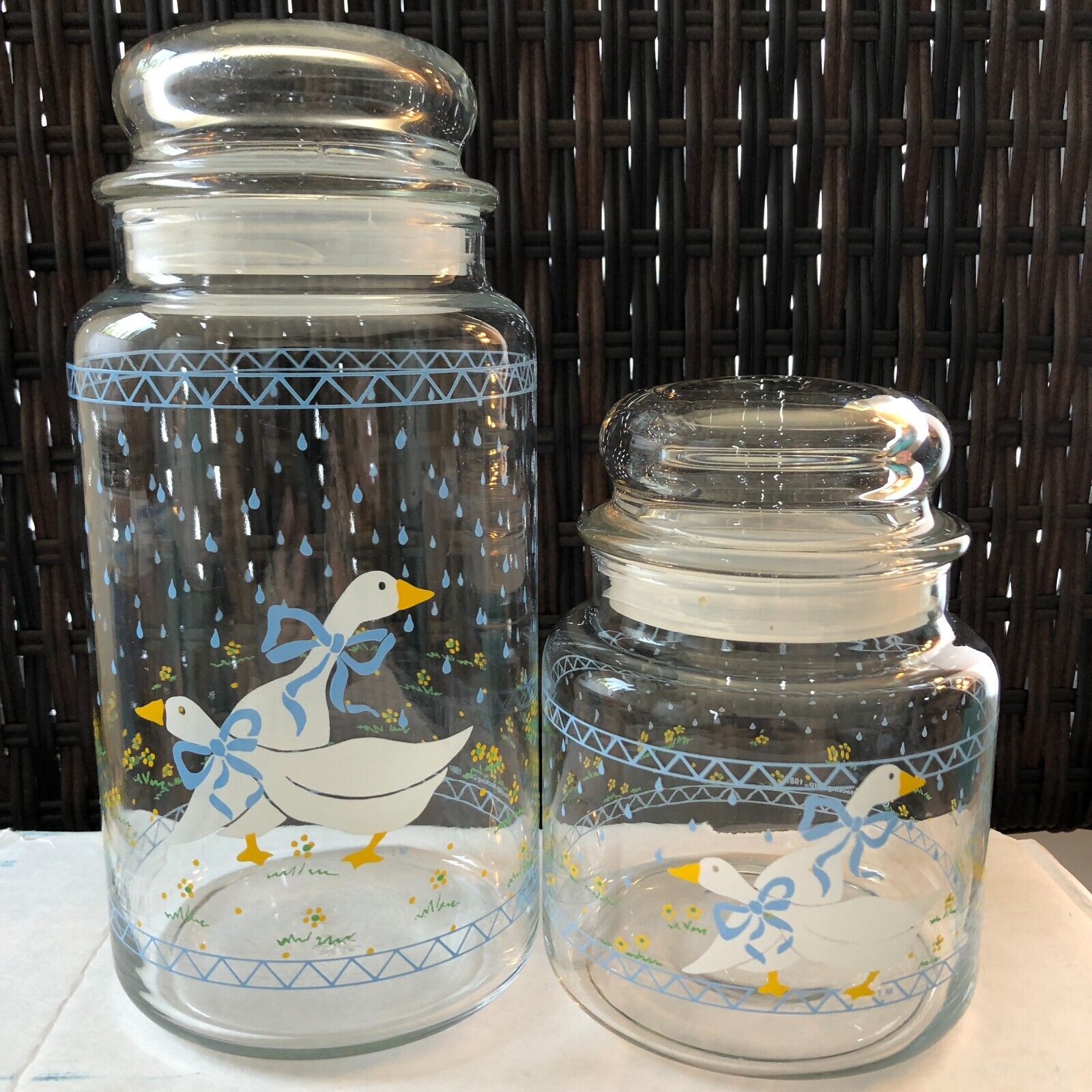 2 Vintage Country Geese Goose 1980s Blue Ribbon Libbey Canisters w/Lids.