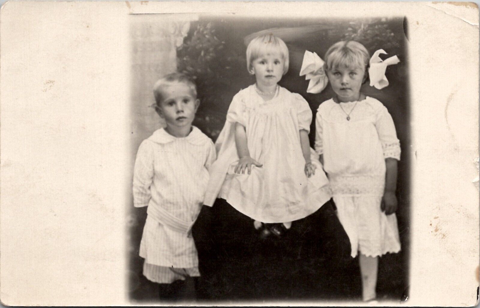 Logan Kansas Mallory Family Children Edith Cleo Norris RPPC Postcard E22