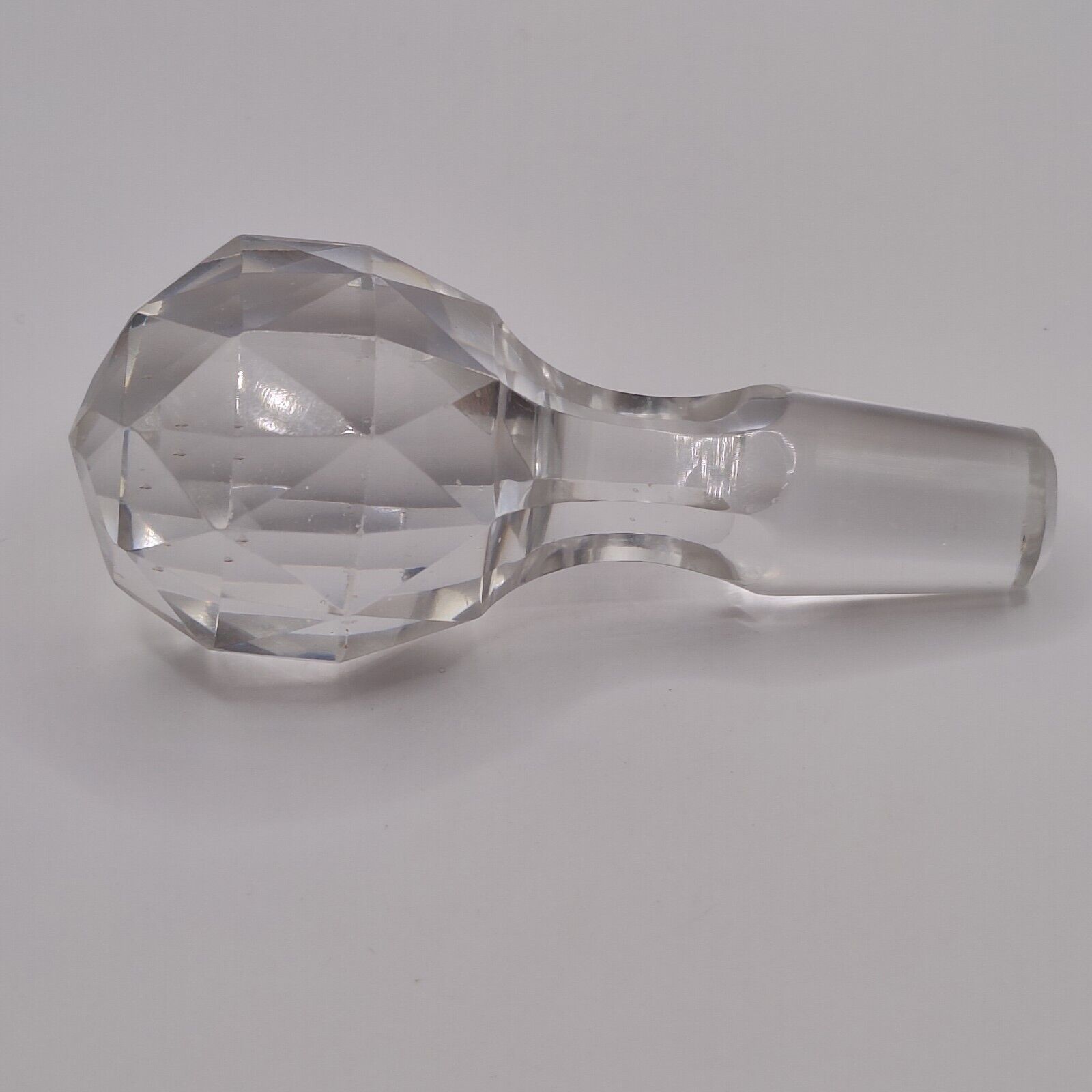 VTG Clear Cut Glass Round Faceted Diamond Decanter Stopper Only  3.25”