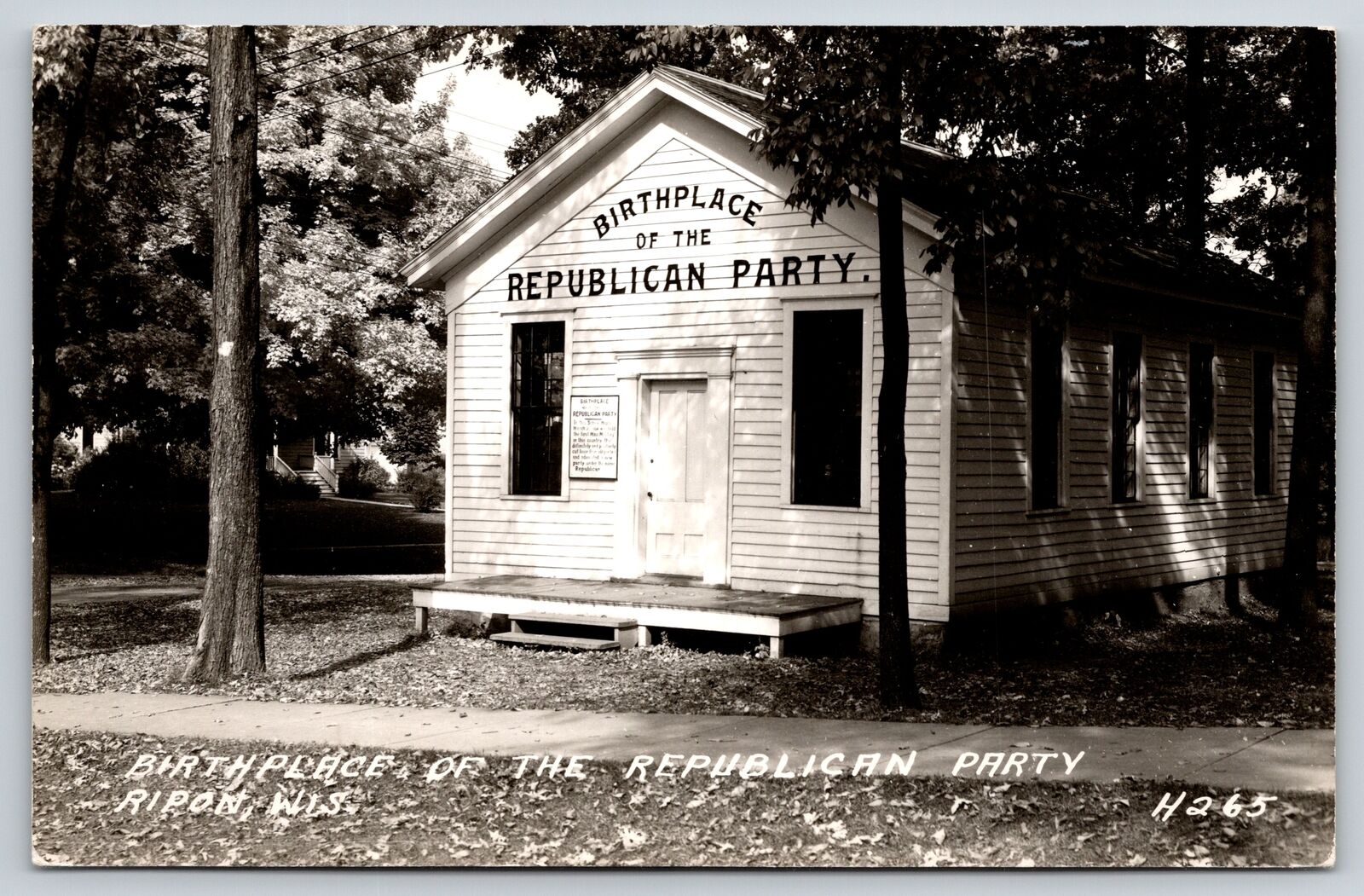 Ripon Wisconsin~Birthplace of Republican Party~Shack in Woods~1940s RPPC