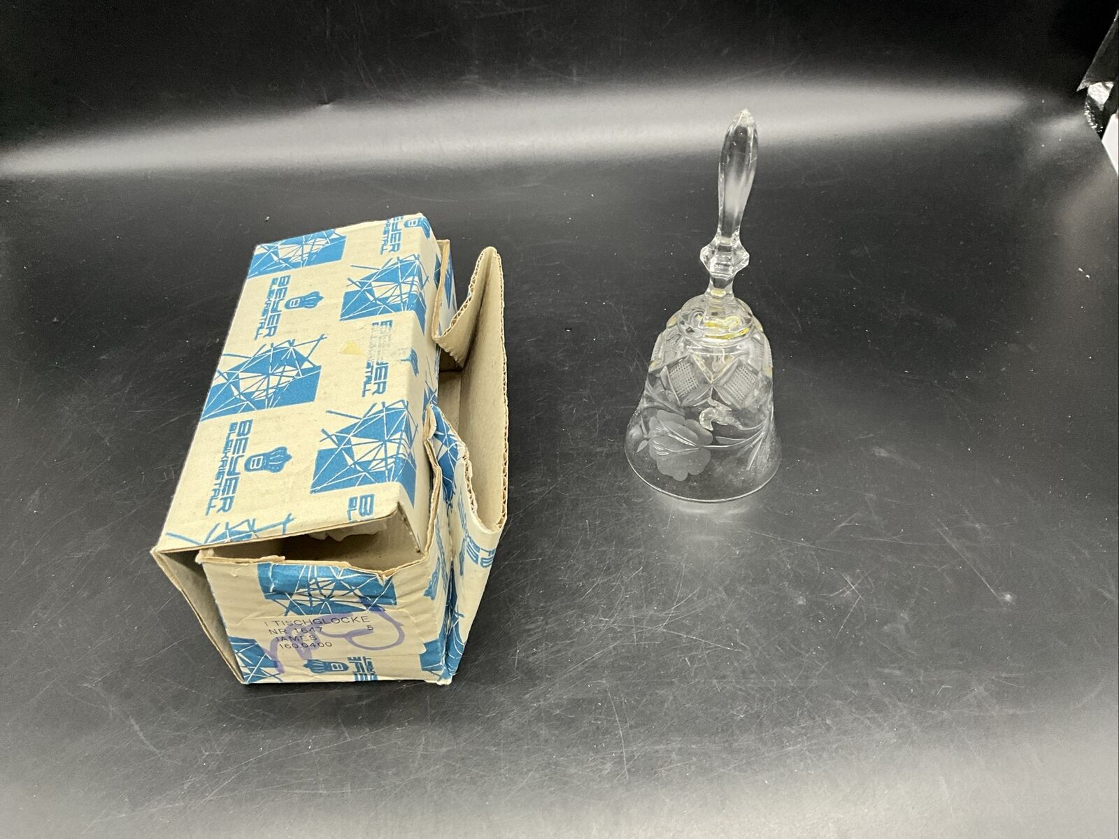 VTG Beyer Bleikristall Lead Crystal hand Cut Bell With Original Box W. Germany