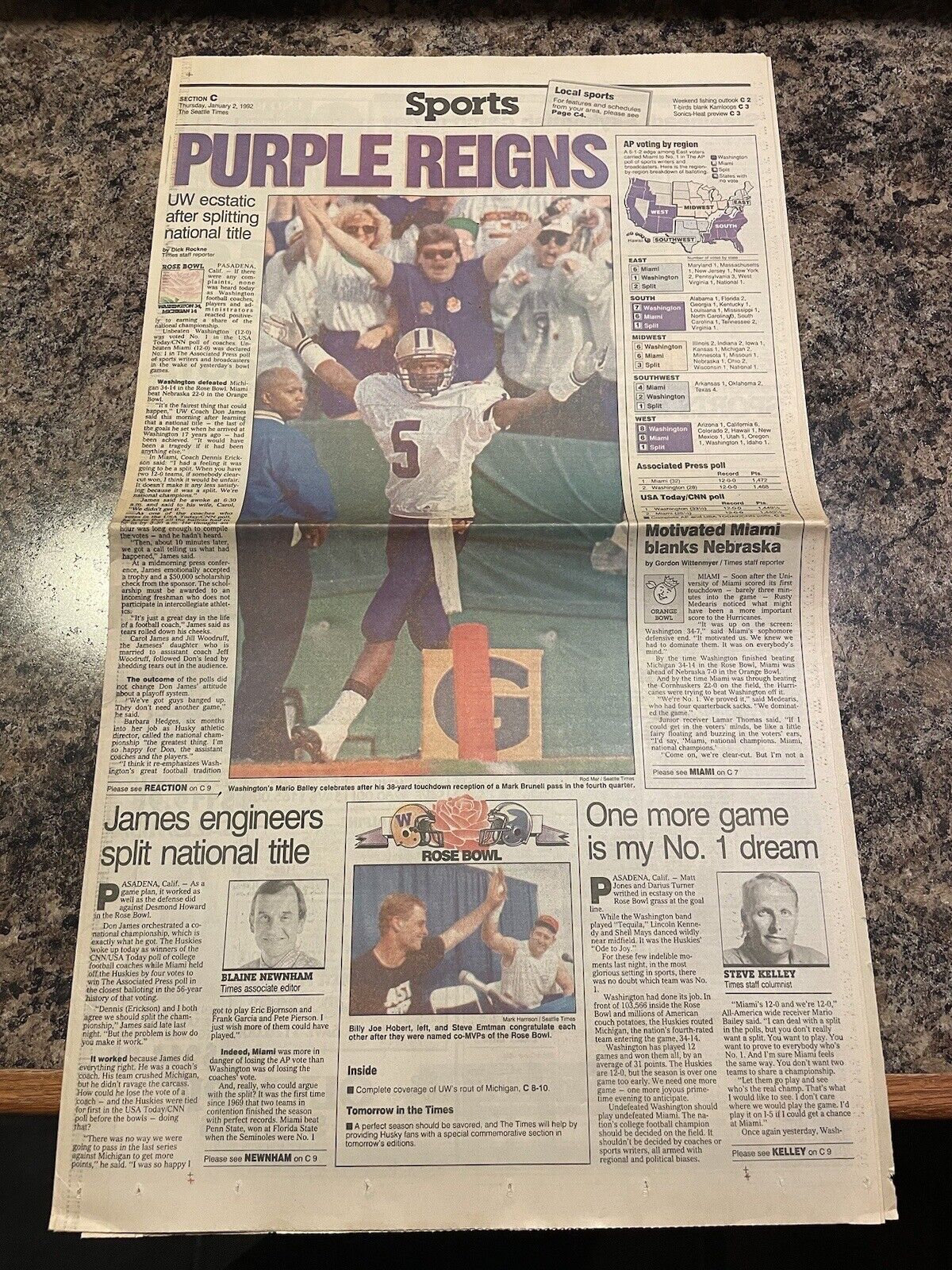 1991 Washington Huskies National Champions Football Newspaper