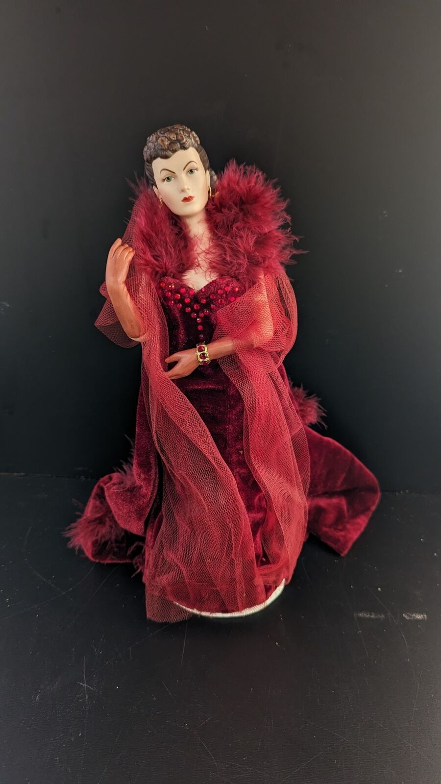 Radiant in Rubies Scarlett O\'Hara Bradford Figurine Gone With The Wind
