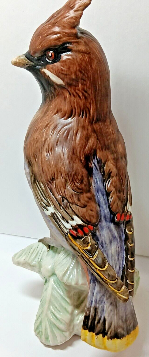 Beautiful Goebel Porcelain Bird Figurine Seidenschwanz Waxing Jaseur 1967 CV-80