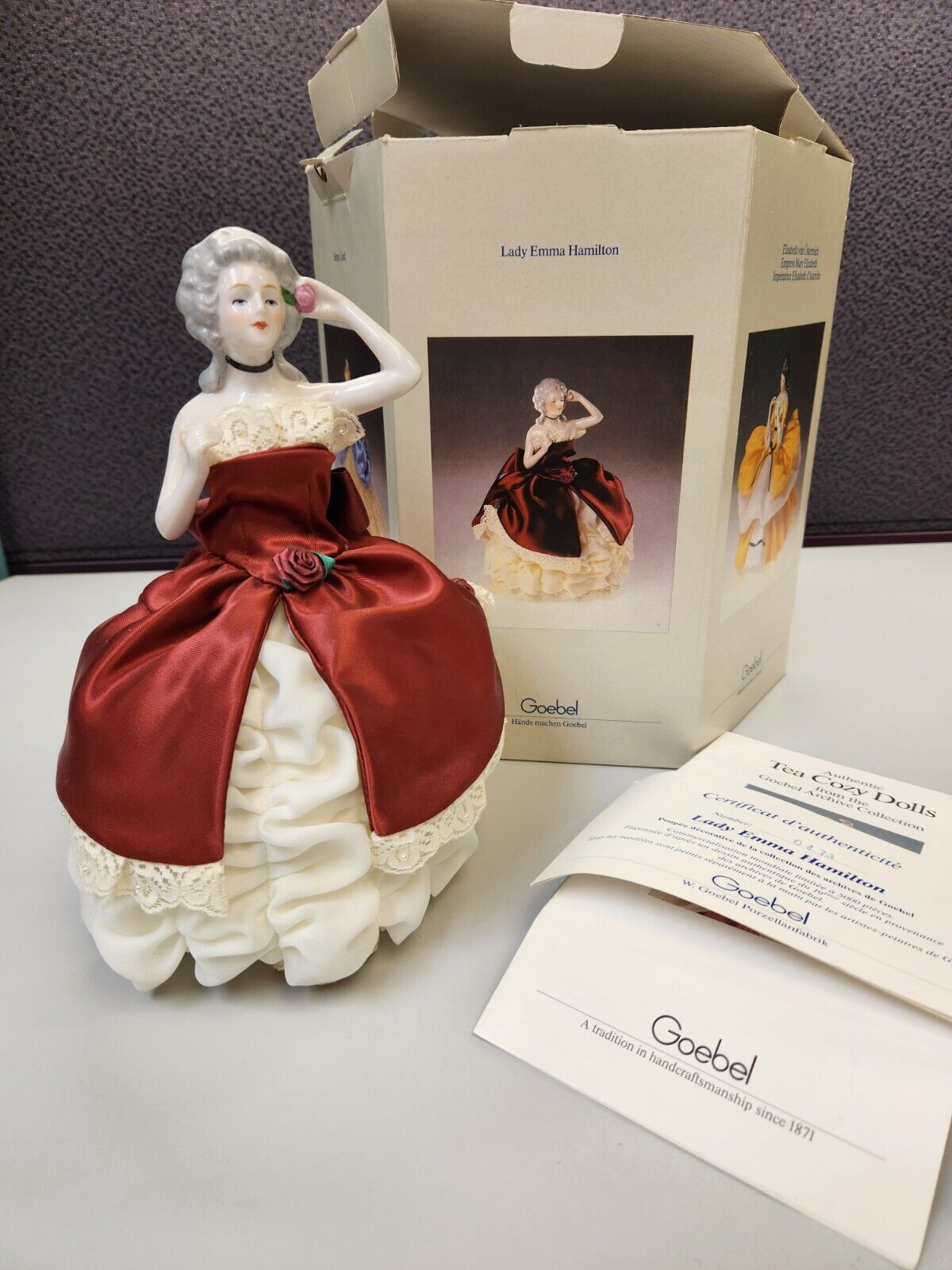Vintage Goebel Lady Emma Hamilton Tea Cozy Doll Figurine 873/5000 W/ Box COA