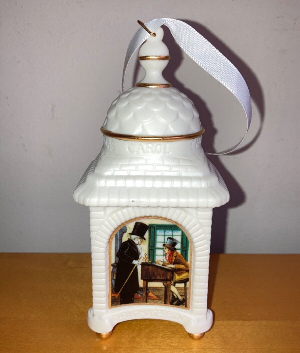 Wedgwood Dickens A Christmas Carol Ornament Xmas Past Present Future Ghosts Of