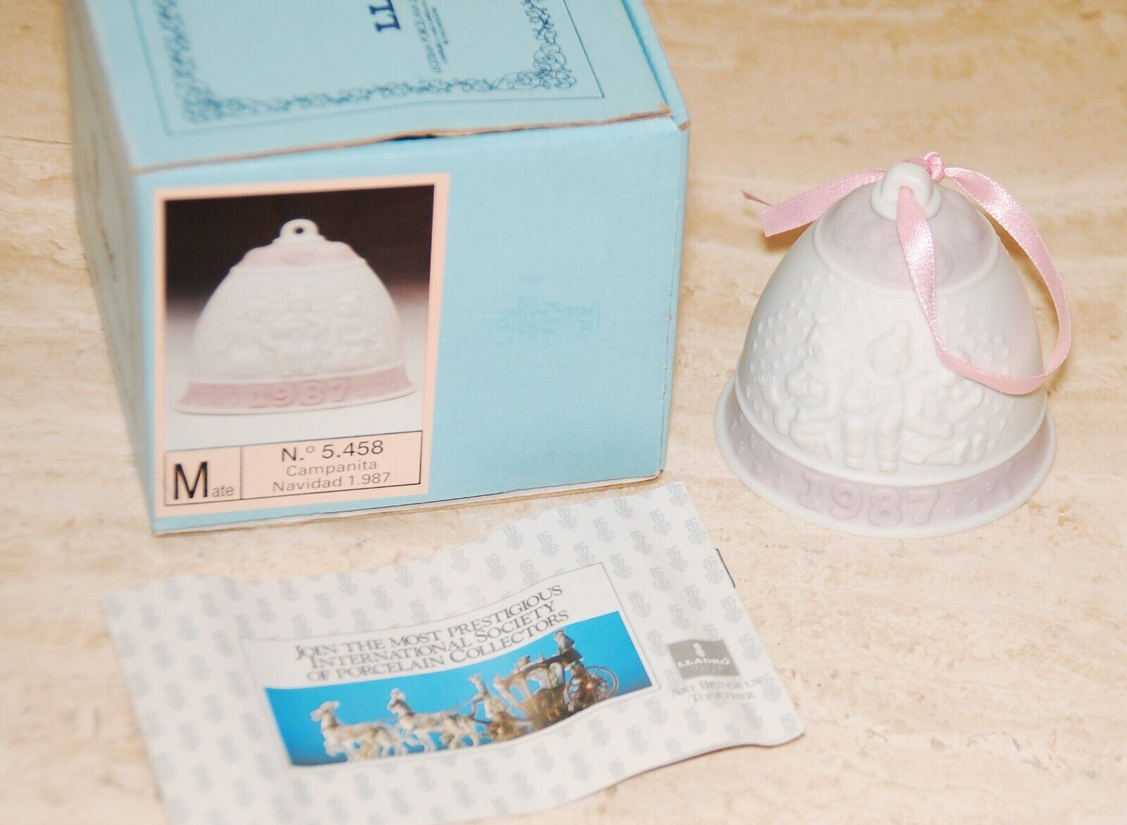 Lladró 1987 Limited Edition Lladro Annual Porcelain Christmas Bell - 5.458