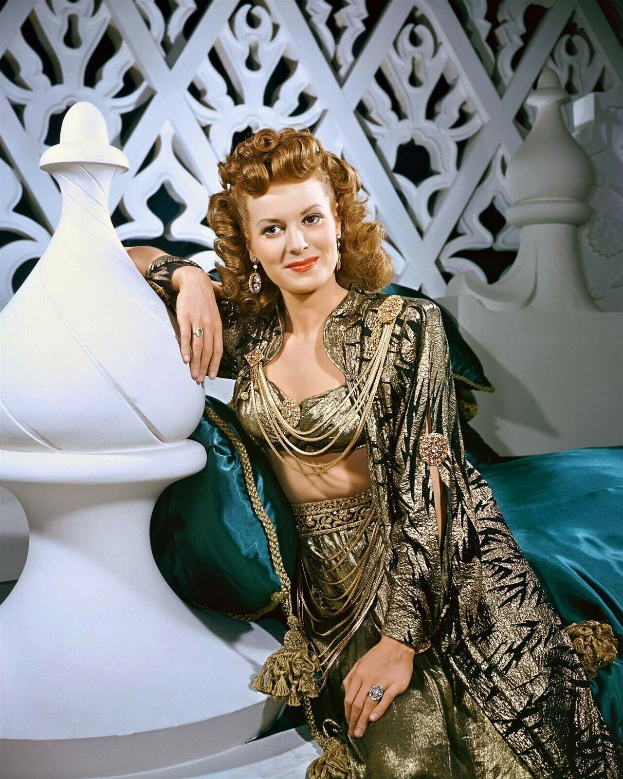 Maureen O\'Hara stunning in two piece outfit 1947 Sinbad The Sailor 24x36 poster