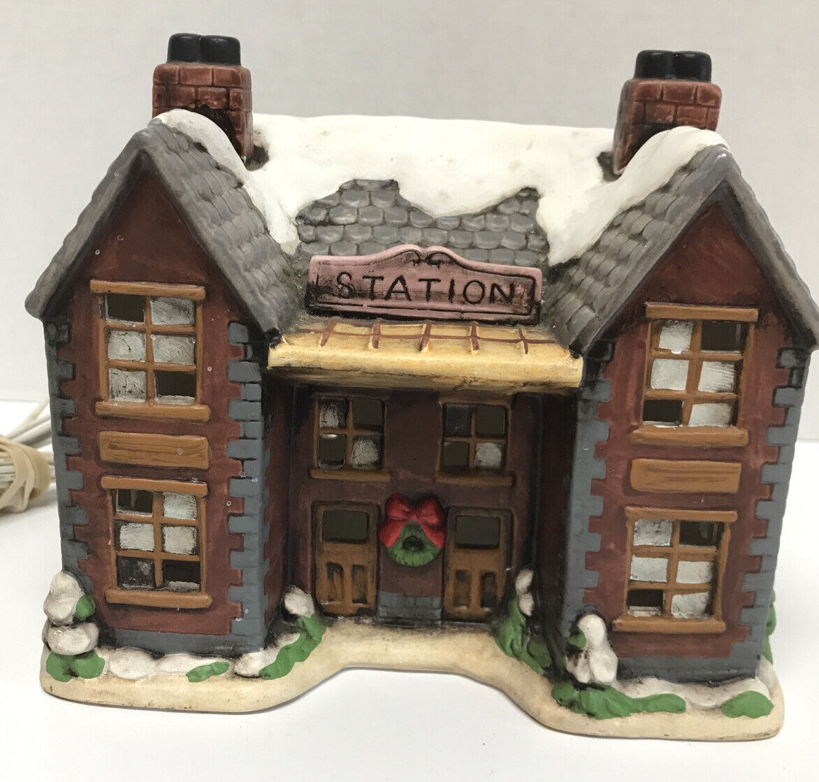 Lefton Colonial Christmas Village Train Station #05822 Lighted Building 1986